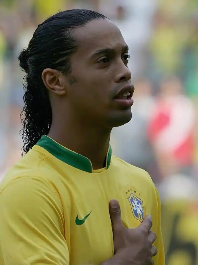 内的贡献者 内的贡献者